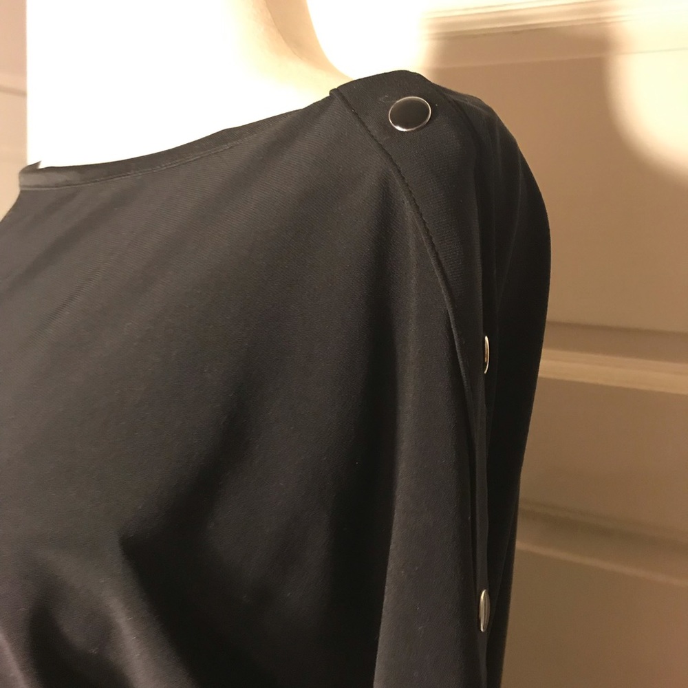 Jersey classic dress,elastic waste and buttons